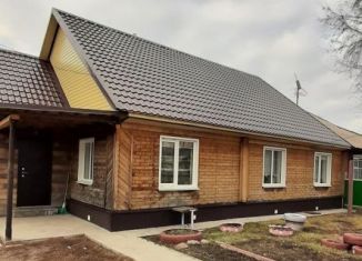 Продается 4-комнатная квартира, 91.6 м2, село Староалейское, улица Победы