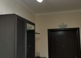 Продам 1-ком. квартиру, 45 м2, Белгород, Садовая улица, 6