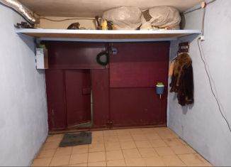 Сдаю в аренду гараж, 18 м2, Екатеринбург, улица Калинина, 10А