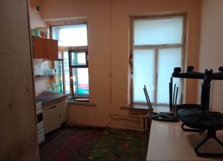 Аренда 4-комнатной квартиры, 103 м2, Санкт-Петербург, улица Черняховского, 1/63, метро Обводный канал