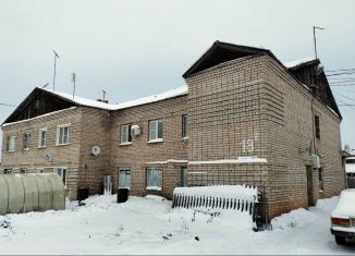 Продам 2-ком. квартиру, 36.5 м2, поселок городского типа Ленинское, улица Фрунзе, 18В