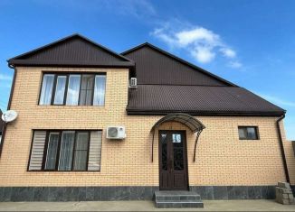 Дом на продажу, 250 м2, село Учкент, улица Ю. Акаева