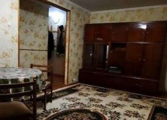 Сдается в аренду трехкомнатная квартира, 64 м2, Ставрополь, улица Ленина, 474