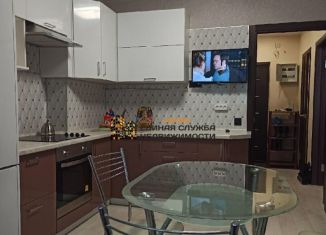 Сдам 1-ком. квартиру, 42 м2, Республика Башкортостан, улица Бехтерева, 10/1