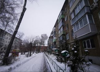 Сдаю трехкомнатную квартиру, 62 м2, Орехово-Зуево, улица Урицкого, 60