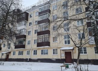 Продам 2-ком. квартиру, 44 м2, Йошкар-Ола, улица Мира, 27, микрорайон Дубки