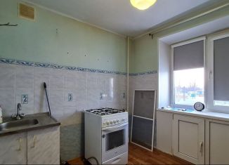 Продам двухкомнатную квартиру, 44 м2, Краснотурьинск, Средняя улица, 33