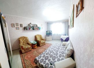 2-комнатная квартира на продажу, 46 м2, село Кривошеино, улица Ленина, 57