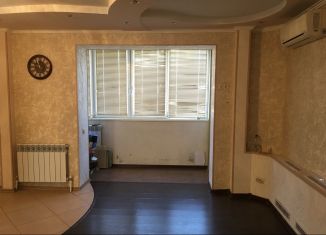 Продам 4-комнатную квартиру, 85 м2, Рыбное, Большая улица, 10