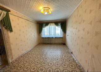 Продаю трехкомнатную квартиру, 52.6 м2, Челябинская область, улица Бабикова, 66