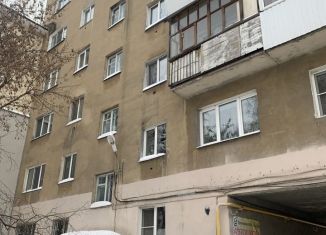 Продается двухкомнатная квартира, 45 м2, Екатеринбург, улица Короленко, 8А, улица Короленко