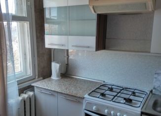 Продается 1-ком. квартира, 30 м2, Краснодар, улица Гагарина, 61, улица Гагарина