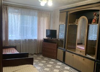 Сдаю 2-комнатную квартиру, 50 м2, Кстово, Зелёная улица, 7А