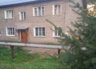 Продам 3-ком. квартиру, 56 м2, Котельнич, улица Горького, 1