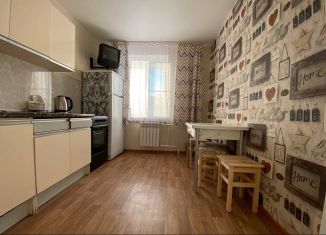 Сдаю в аренду 2-комнатную квартиру, 48 м2, Кронштадт, улица Станюковича, 7