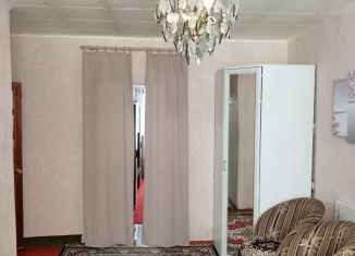 Продается 3-комнатная квартира, 58.5 м2, Волгоград, улица Костюченко, 9