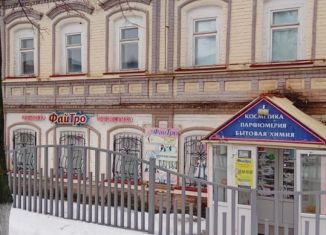 Продается торговая площадь, 158 м2, Арск, Советская площадь, 23