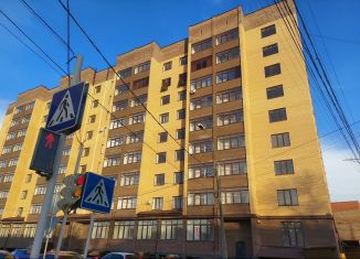 Продам двухкомнатную квартиру, 62 м2, Черкесск, улица Балахонова, 6