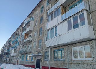 Продажа двухкомнатной квартиры, 47.4 м2, село Сосновское, улица Комарова, 1