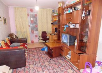 Продается 3-комнатная квартира, 68 м2, Челябинск, улица Танкистов, 193В