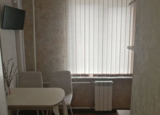 Продаю 2-комнатную квартиру, 46 м2, Усолье-Сибирское, улица Толбухина, 5