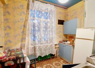 Продается 3-ком. квартира, 75.5 м2, Владимирская область, микрорайон Ковров-8, 5
