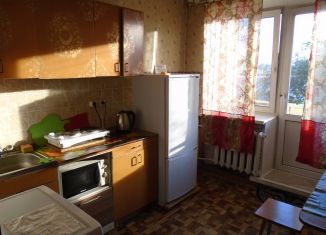 Продам 2-ком. квартиру, 44 м2, Красноярский край, улица Кузьмина, 33