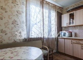 Продам 1-ком. квартиру, 38 м2, Москва, улица Маршала Голованова, 1, метро Марьино