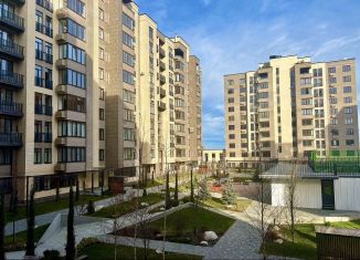 Продам 2-ком. квартиру, 81 м2, Владикавказ, улица Гастелло, 71А