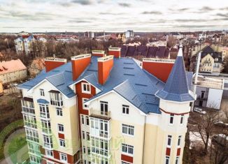 Продам 2-ком. квартиру, 88 м2, Калининградская область, Комсомольская улица, 15А