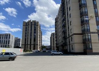 Продаю 2-ком. квартиру, 73.7 м2, Северная Осетия, улица Астана Кесаева, 44В