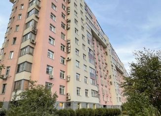 Аренда 2-ком. квартиры, 85 м2, Москва, Ходынский бульвар, 17, метро Хорошёвская