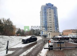 Продаю 2-комнатную квартиру, 86 м2, Орёл, Октябрьская улица, 26