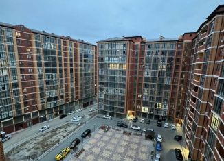 Продаю 3-комнатную квартиру, 93 м2, Махачкала, улица Хаджи Булача, 8Д