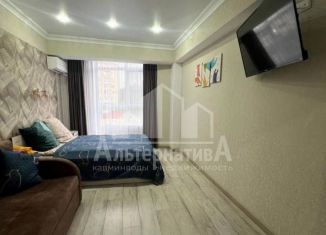 Продам 1-комнатную квартиру, 40 м2, Кисловодск, Коллективная улица, 11