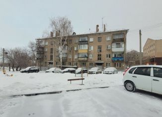 Аренда двухкомнатной квартиры, 45 м2, Магнитогорск, улица Строителей, 7/1