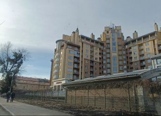 Продается 3-комнатная квартира, 148 м2, Калининград, Красная улица, 63А