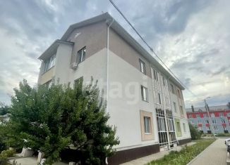 Продам 1-ком. квартиру, 31 м2, Белгород, Большетроицкая улица, 32