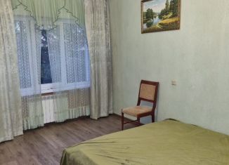 Сдача в аренду трехкомнатной квартиры, 80 м2, Краснодарский край, улица Дмитриевой, 32