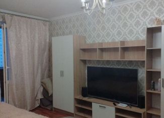 Сдается 1-ком. квартира, 38 м2, Курск, проспект Вячеслава Клыкова, 73