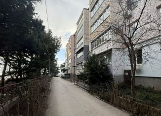 Продается 3-ком. квартира, 66 м2, Крым, улица Виткевича, 7