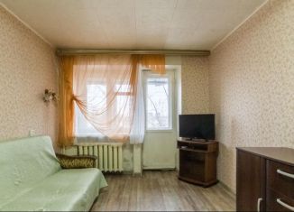 Сдам 2-комнатную квартиру, 41.6 м2, Череповец, Комсомольская улица, 43