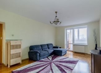 Продается 2-комнатная квартира, 78.5 м2, Калининград, улица Чекистов, 28А