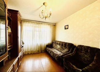 Продается 3-ком. квартира, 52.2 м2, Курск, Союзная улица, 13