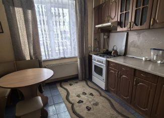 Сдаю в аренду комнату, 50 м2, Кострома, Индустриальная улица, 19