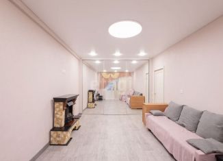 Продается 2-ком. квартира, 61 м2, Комсомольск-на-Амуре, проспект Мира, 30