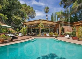 Продаю дом, 280 м2, село Галицыно, улица Зелёная роща