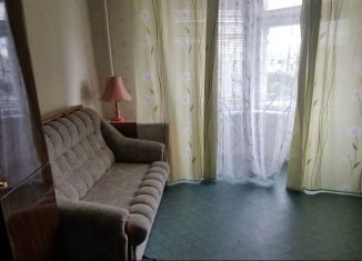 Сдаю в аренду комнату, 13 м2, Санкт-Петербург, Купчинская улица, 30к3, метро Купчино