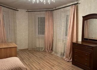 Сдам 1-ком. квартиру, 46 м2, Энгельс, улица Тельмана, 150/10