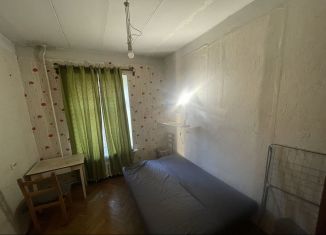 Аренда комнаты, 13 м2, Санкт-Петербург, улица Черняховского, 26-28, метро Лиговский проспект